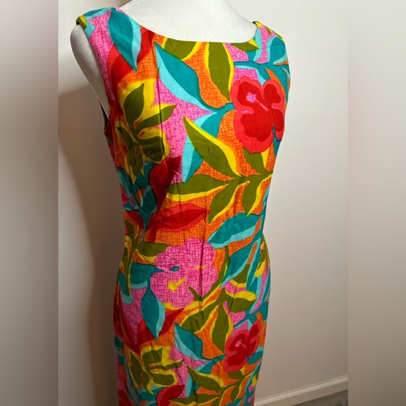 Vintage Hawaiian Dress by Sydney Honolulu - Picture 3 of 12